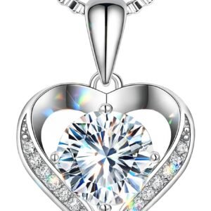 Luxury moissanite heart necklace 2 carat in gift box